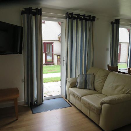 11 Trevithick Court Tolroy Manor Apartment Хейл Екстериор снимка