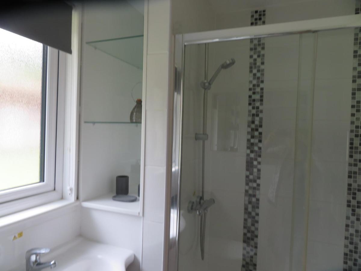 11 Trevithick Court Tolroy Manor Apartment Хейл Екстериор снимка